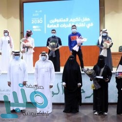 السماح بإلقاء الكلمات الوعظية بالمساجد مع بقاء تعليق المحاضرات والدروس