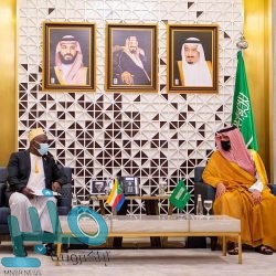 “مدني الدمام” يخمد حريقاً اندلع في إطارات ونفايات بأحد الأحياء دون إصابات