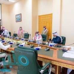 الزهراني يكرم رئيس جمعية البر الخيرية في ناوان