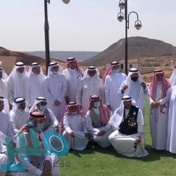 ضبط 400 بدلة عسكرية و8 آلاف قطعة من الأنواط والرتب والشعارات المخالفة