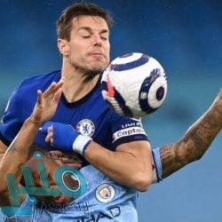 “أبل” تطوّر هاتفا قابلا للطي.. وهذا موعد إطلاقه ومواصفاته