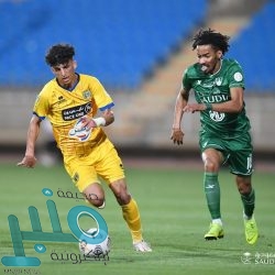 الهلال يشق طريقه نحو بطولة الدوري بخماسية في شباك الشباب