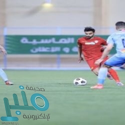 خادم الحرمين يُجري اتصالًا هاتفيًا بسلطان عُمان