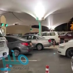 وزير الخارجية يجري اتصالًا هاتفيًا بنظيره الأمريكي