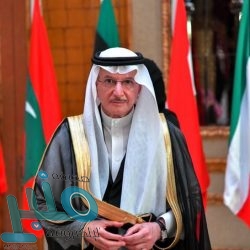 السودان ..”البرهان” يحل مجلسي السيادة والوزراء ويعلن الطوارئ