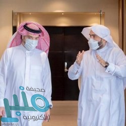 مدير فرع وزارة الخارجية بمكة المكرمة يستقبل القنصل البحريني