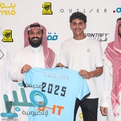 تادي بوغاتشار دراج فريق الإمارات يحتفظ بلقب طواف فرنسا