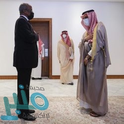 شرطة جازان: ضبط مواطنين تباهيا بسيطرتهما على مركبتين في وضع خطر