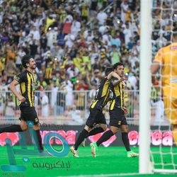 القبض على 29 مواطنًا رموا المارة بعبوات بلاستيكية في الطائف