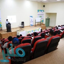 “الغذاء والدواء” تضبط مواد تصنيع عطور مخالفة في استراحة برفحاء