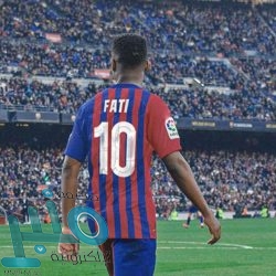 تقارير: الملكة إليزابيث تطلب قميصا موقعا من كريستيانو رونالدو