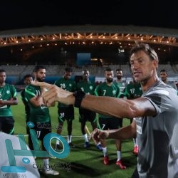 وزير الصناعة والثروة المعدنية يدشّن الهوية الجديدة للوزارة