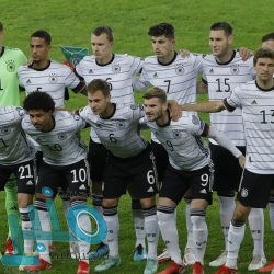 ذا صن: بنجامين ميندي مدافع مانشستر سيتي سيظل في الحبس حتى العام المقبل