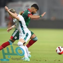 الشباب يتغلب على الباطن بثلاثية