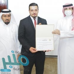 أمانة الطائف تعيد تأهيل أكثر من 55 ألف عمود إنارة وتعزز كفاءة الشبكة بأحياء المحافظة