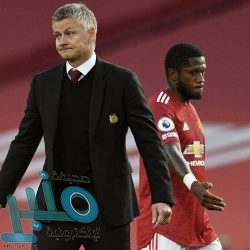 “لم أعد أتحمل”.. كومان يهاجم إدارة برشلونة مع تزايد الضغط عليه