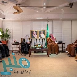 الأمير عبدالعزيز بن سعود يلتقي وزير الداخلية الكويتي