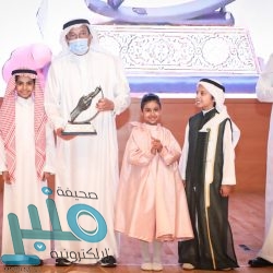 أمير مكة يناقش أعمال البرنامج الوطني للتنمية الاجتماعية