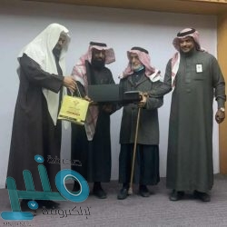 رئيس نادي عاصمي يقترب من الرحيل بعد غضب الأعضاء الذهبيين !