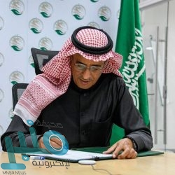 سمو أمير القصيم يستقبل مديري الدفاع المدني بالمنطقة السابق والحالي