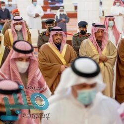 القاسم يكرم فريق الإعلام الرقمي