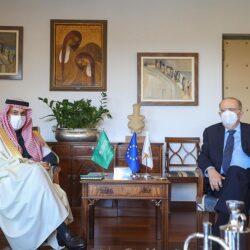 سمو أمير القصيم يدشن مركز البيانات لمجموعة الاتصالات السعودية