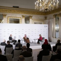 ضبط 3 مخالفين لنظام البيئة بحوزتهم حطب محلي معروض للبيع