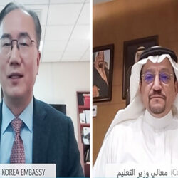 بتداولات 10 مليارات ريال .. مؤشر سوق الأسهم السعودية يغلق مرتفعًا