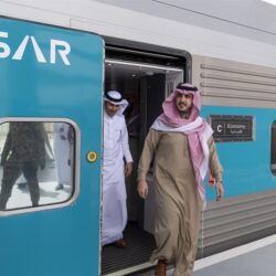 وزير الطاقة يدشن مصنعاً لشركة “هالبيرتون” خلال زيارته للجبيل الصناعية