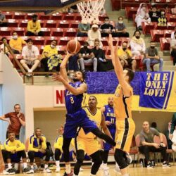 وزير الدولة لشؤون مجلس الشورى يلتقي برئيس الوزراء المصري