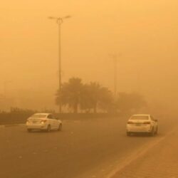 مقتل 30 شخصا وإصابة 80 آخرين إثر تفجير انتحاري داخل مسجد شمالي باكستان