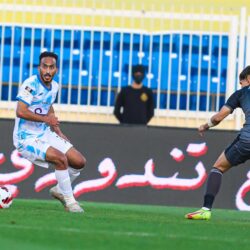 مقتل 30 شخصا وإصابة 80 آخرين إثر تفجير انتحاري داخل مسجد شمالي باكستان