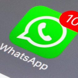 “الغذاء والدواء” تنصح بإجراء اختبار الحساسية لمنتجات التجميل قبل استخدامها