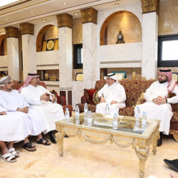 “التجارة” تشهِّر بمقيم مصري لبيعه مستحضرات تجميل مغشوشة