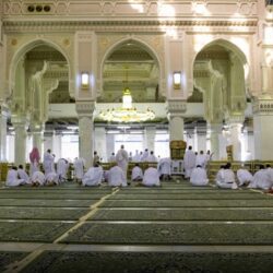 فلكية جدة : هلال رمضان يزين سماء المنطقة العربية عقب غروب شمس اليوم