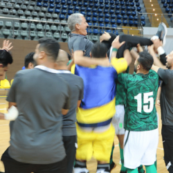 الكويت تعلن عودة سفيرها إلى لبنان