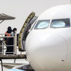 نيوم و”الخطوط السعودية” تعلنان إطلاق رحلات دولية منتظمة من مطار خليج نيوم