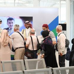 الأمير خالد الفيصل يستقبل موظفي الإمارة الحاصلين على الدبلوم العالي في الإدارة المحلية من معهد الإدارة