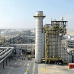 فريقُ طبيُّ بولادة مكة ينهي معاناةَ حاجَّةٍ إندونيسية من ورم في عنق الرحم