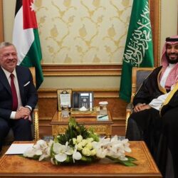 خادم الحرمين الشريفين يتلقى اتصالاً هاتفياً من ملك الأردن