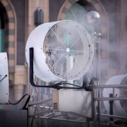 وزير الشؤون الإسلامية يتفقد مقر الوزارة بمشعر منى .. ويلتقي المشاركين في خدمة ضيوف الرحمن