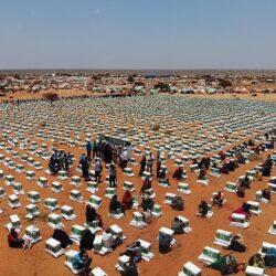 “وزير البيئة” يبحث مع وزير الزراعة والصناعات الغذائية الماليزي أوجه التعاون في مجال الأمن الغذائي