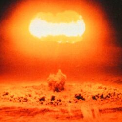 القوة الخاصة لأمن الطرق بالدرب تقبضُ على مقيم بحوزته (100) كيلو جرام من القات