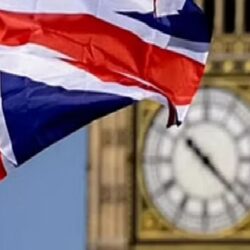 بتداولات 6.7 مليارات ريال .. مؤشر سوق الأسهم السعودية يغلق مرتفعًا