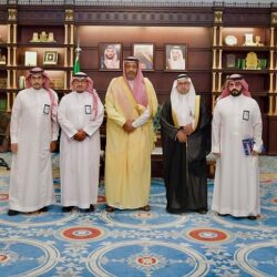 أمير الباحة يقلد مدير الدفاع المدني بالمنطقة رتبته الجديدة “لواء”