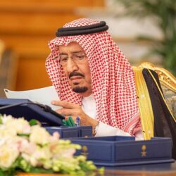 خادم الحرمين الشريفين يتسلم بحضور ولي العهد أوراق اعتماد عدد من السفراء المعينين لدى المملكة