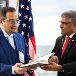 2000 طالب وطالبة يرسمون “حكاية مجد” المملكة باحتفال تعليم جازان باليوم الوطني الـ 92