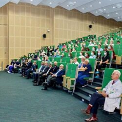 وزارة الصحة تغلق (56) مؤسسة صحية مخالفة