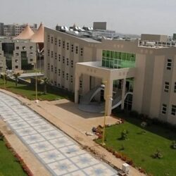 “الحج والعمرة”: التأمين الشامل يُتيح الخدمات الصحية للمعتمرين في 2.7 ألف منشأة بالمملكة