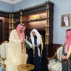 سمو أمير منطقة الباحة يتسلم التقرير السنوي لفرع وزارة التجارة بالمنطقة